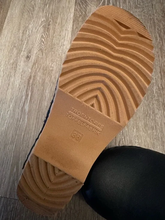 Good guys don’t wear leather x troentorp clogs 36 - Picture 4 of 4